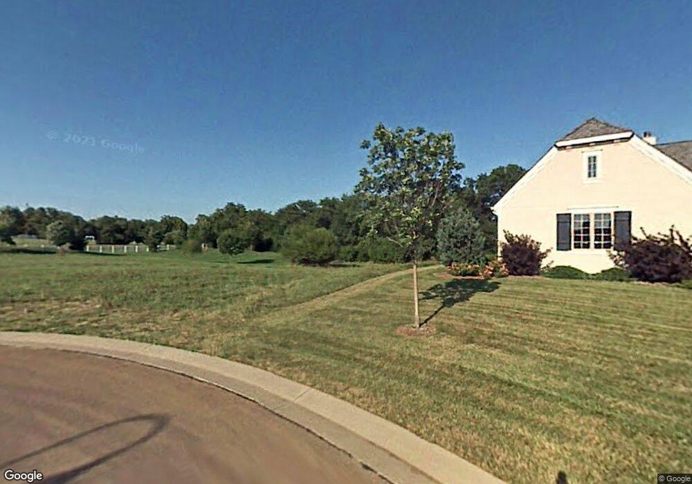 1006 SW Exmoor Ln, Topeka, KS 66604 - photo 1