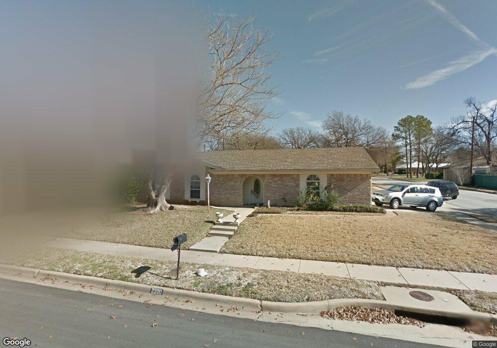 2200 Mountainview Dr, Hurst, TX 76054 - photo 1