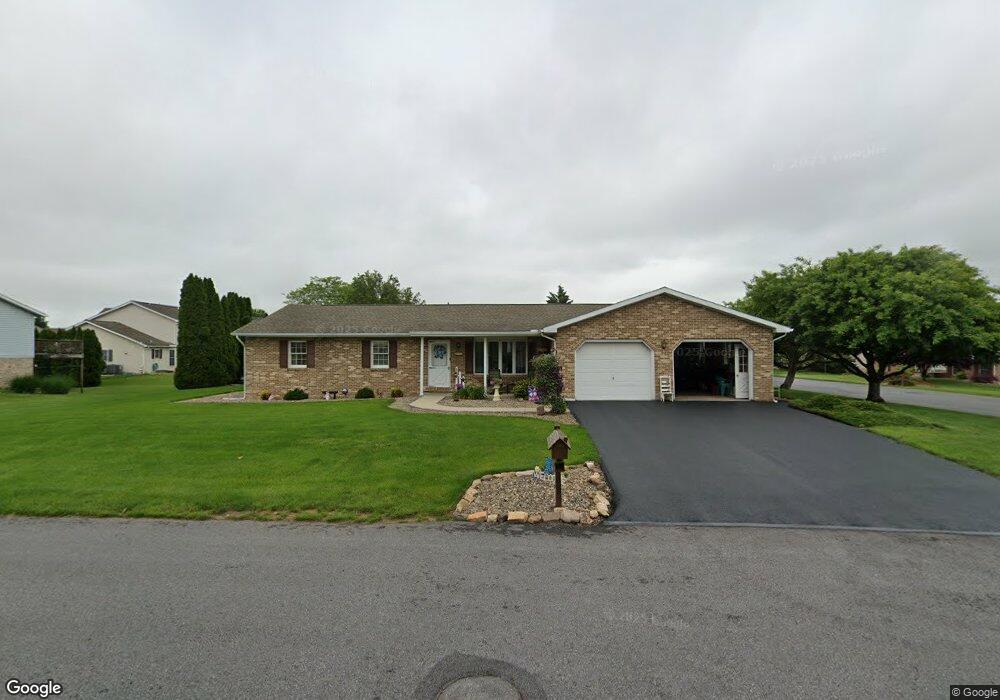 275 Martina Dr, Chambersburg, PA 17201 - photo 1