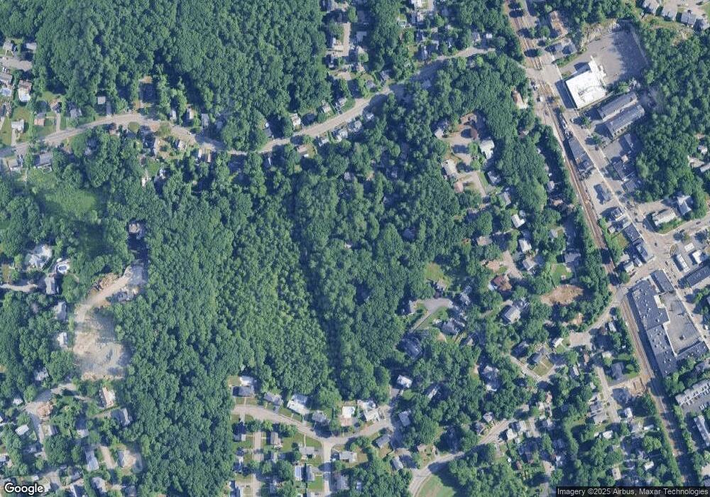 21 Forest Rd, Wakefield, MA 01880 - photo 1