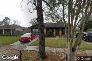 2200 Northbrook Dr, Gretna, LA 70056