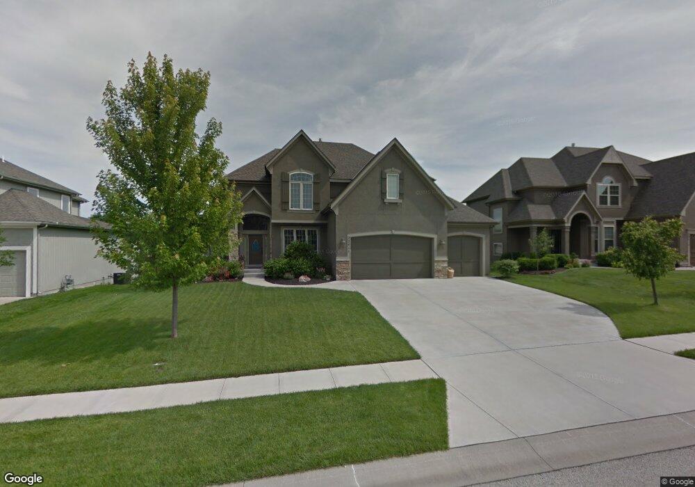 22411 W 57th St, Shawnee, KS 66226 - photo 1