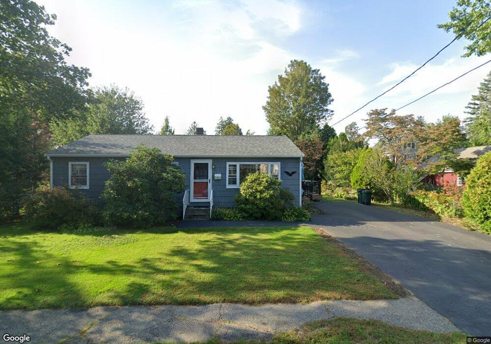 2 Beacon St, Newburyport, MA 01950 - photo 1