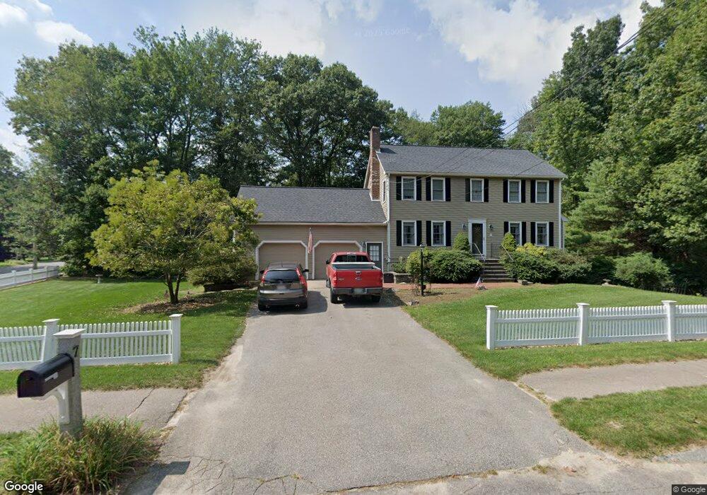 7 Oak Tree Ln, Franklin, MA 02038 - photo 1