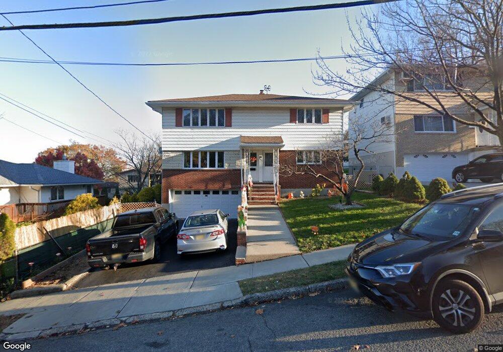 601 Carpenter Place unit 2nd fl, Ridgefield, NJ 07657 - photo 1