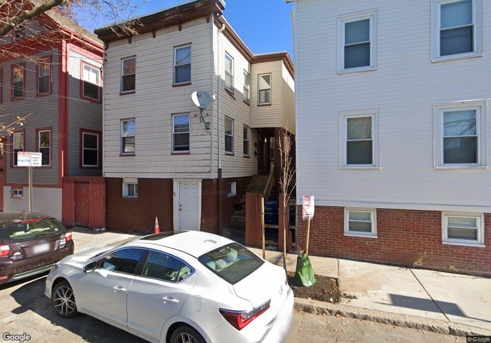 94 5th St unit 3, Cambridge, MA 02141 - photo 1
