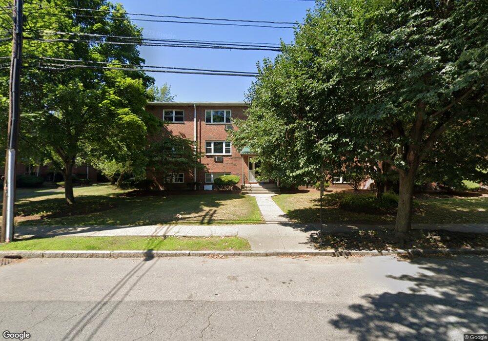 79 Walnut St unit 3, Newtonville, MA 02460 - photo 1