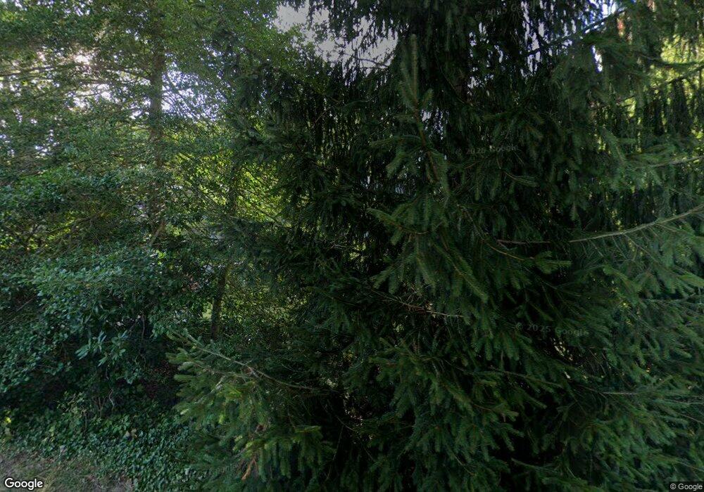 11 Pond Rd, Falmouth, MA 02540 - photo 1