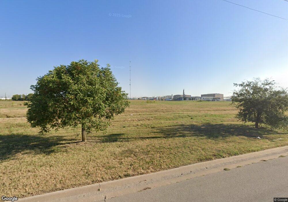 680 W Industrial Blvd, Cleburne, TX 76033 - photo 1