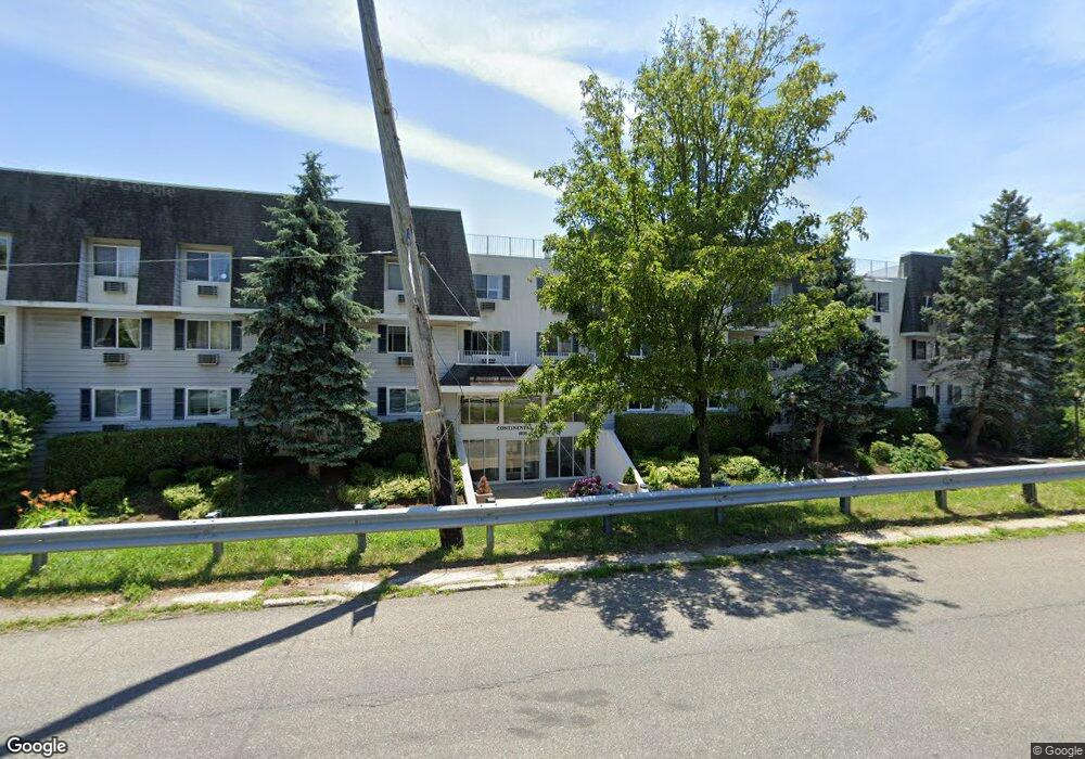 1035 E Boston Post Rd unit 1-6, Mamaroneck, NY 10543 - photo 1