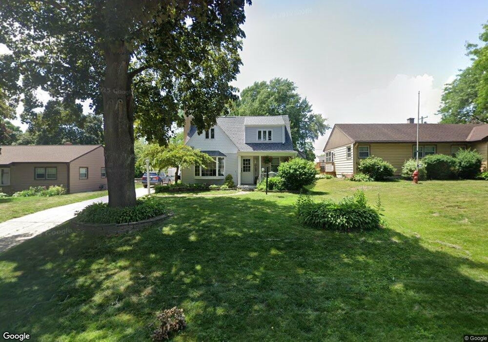 2131 N 118th St, Milwaukee, WI 53226 - photo 1