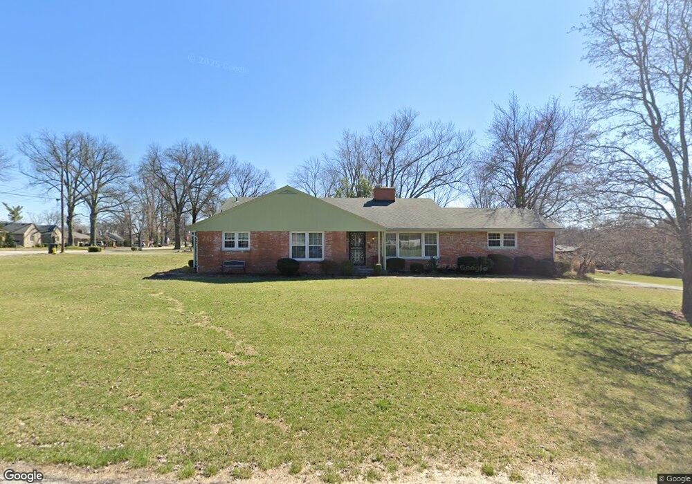 1805 Crestview Dr, New Albany, IN 47150 - photo 1