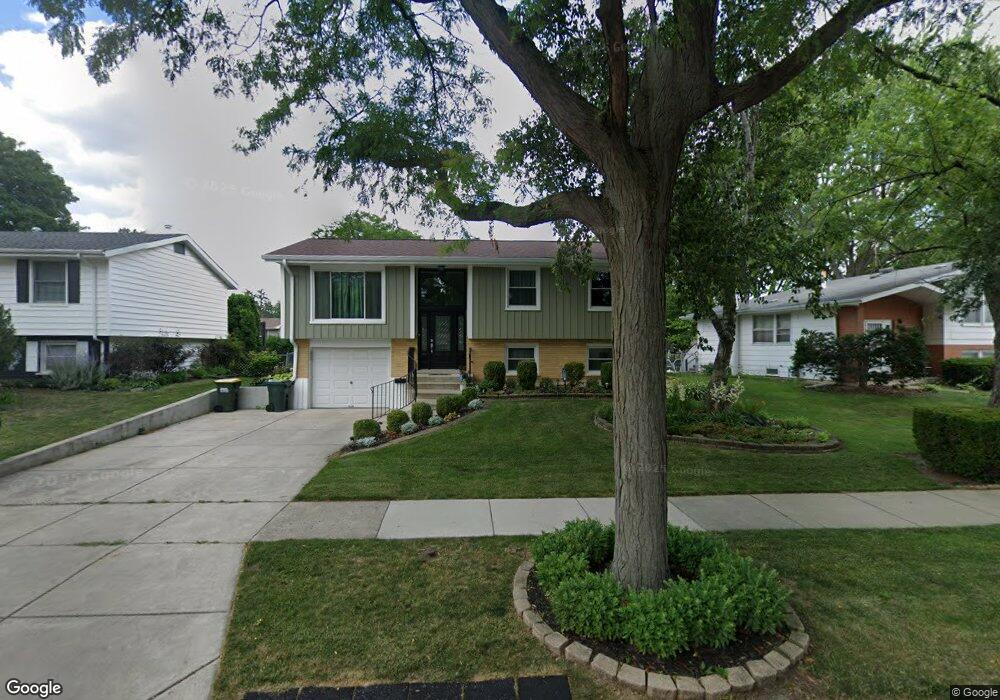 2214 Birch Ln, Rolling Meadows, IL 60008 - photo 1