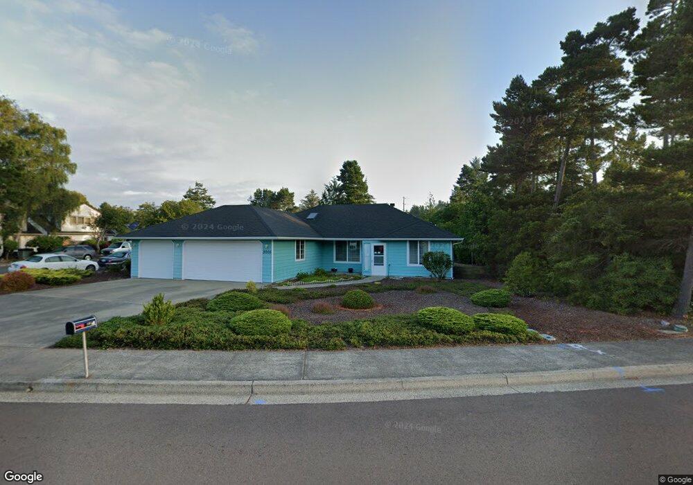 2005 23rd St, Florence, OR 97439 - photo 1