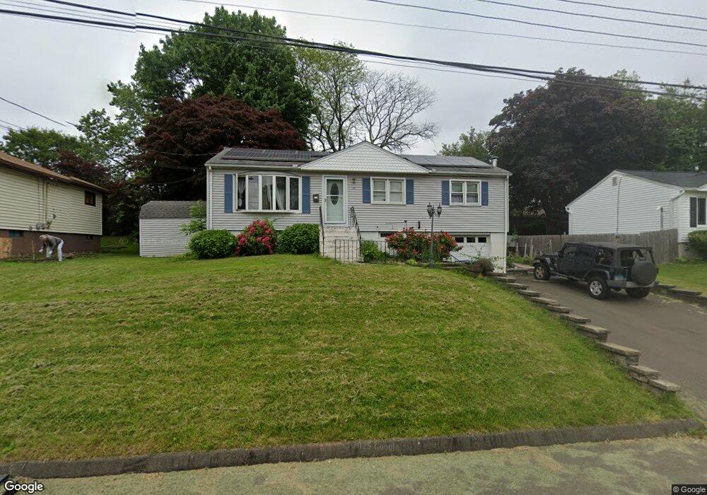 32 Daniel Rd, West Haven, CT 06516 - photo 1