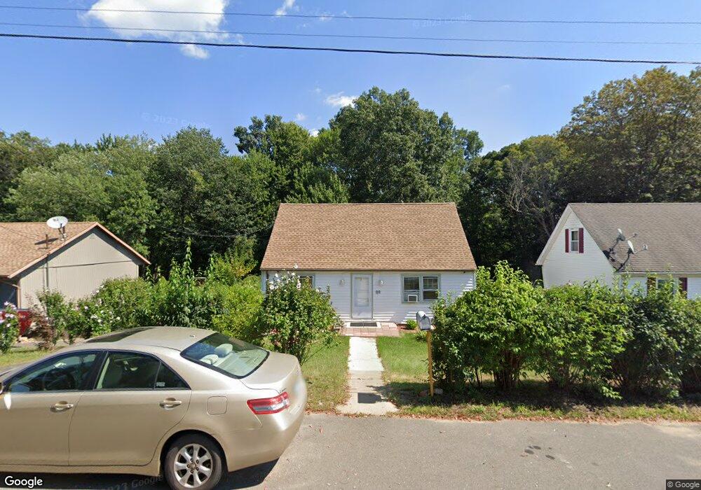 60 Madera Dr, Waterbury, CT 06704 - photo 1