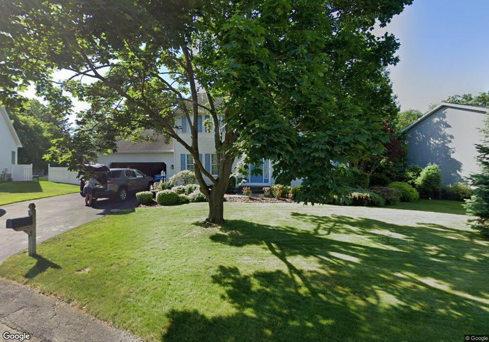 8 Woodridge Dr, Albany, NY 12211 - photo 1