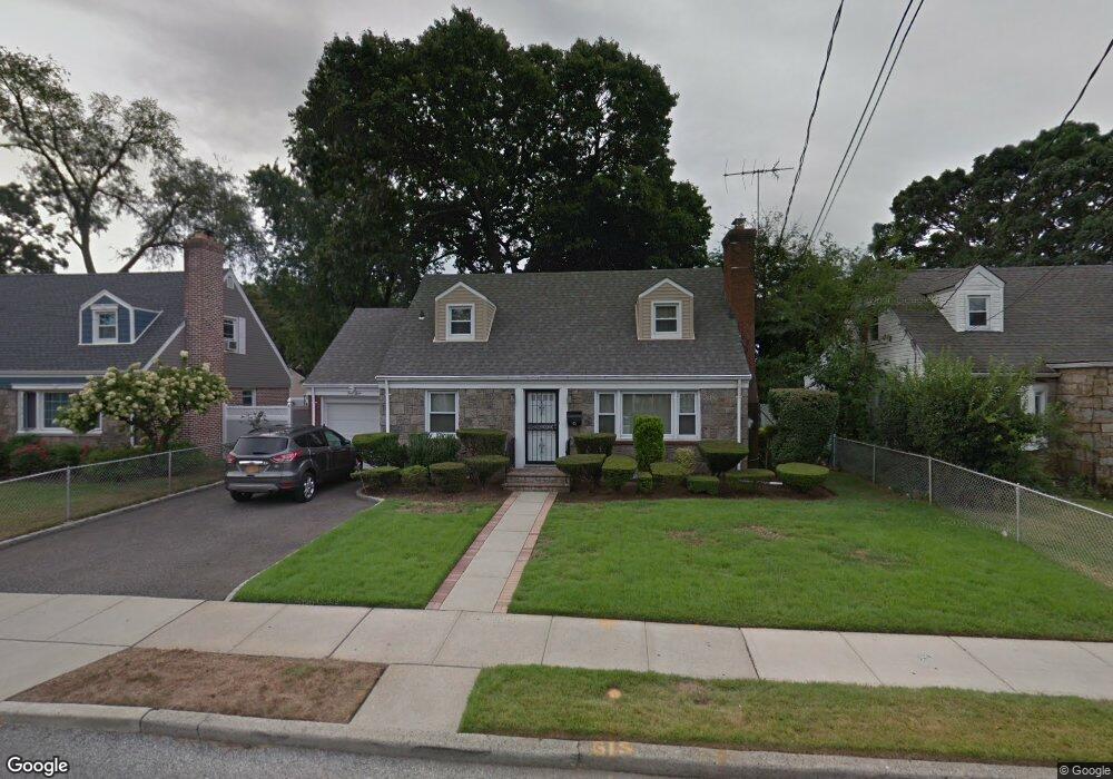 43 W Raymond Ave, Roosevelt, NY 11575 - photo 1