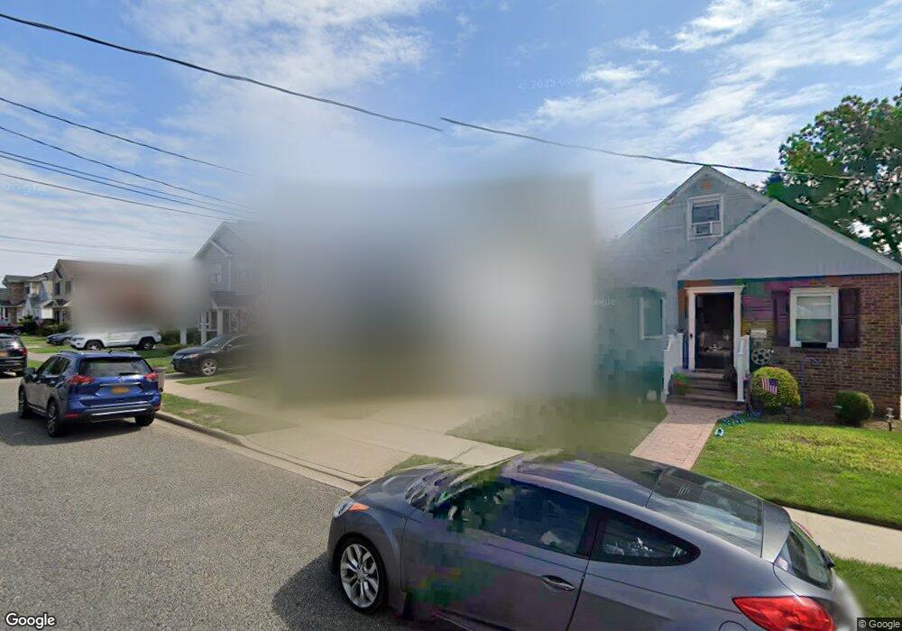 245 Ribbon St, Franklin Square, NY 11010 - photo 1