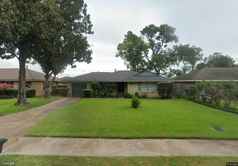 5214 De Lange Ln, Houston, TX 77092 - photo 1