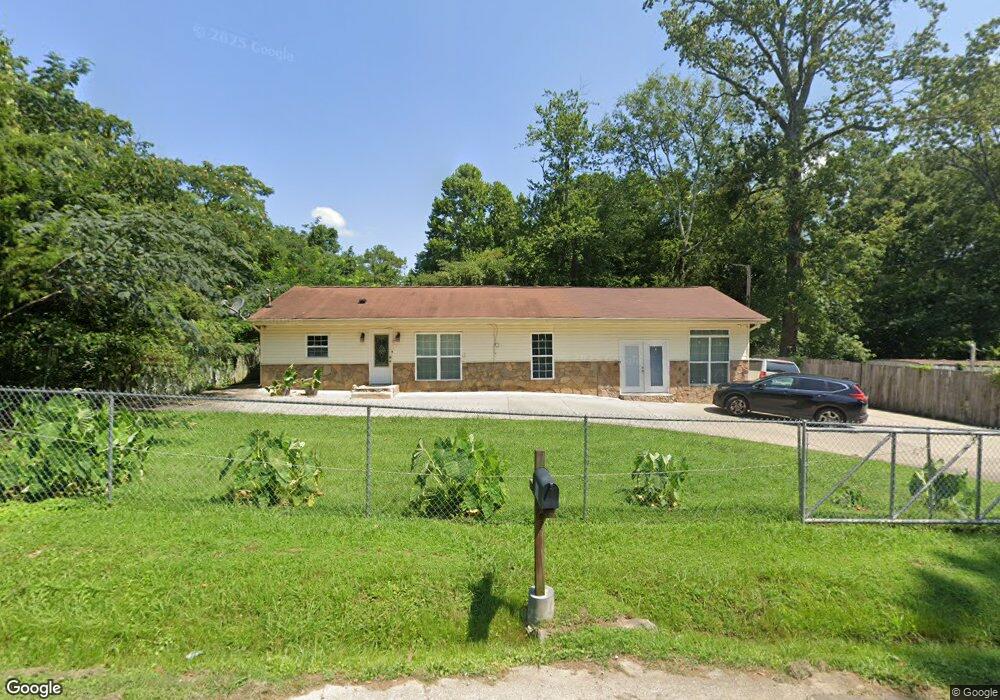 111 Downing St, Dalton, GA 30721 - photo 1