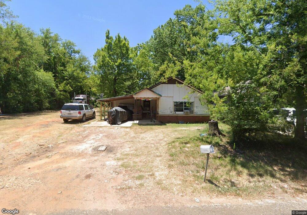 1121 N 9th St, Longview, TX 75601 - photo 1