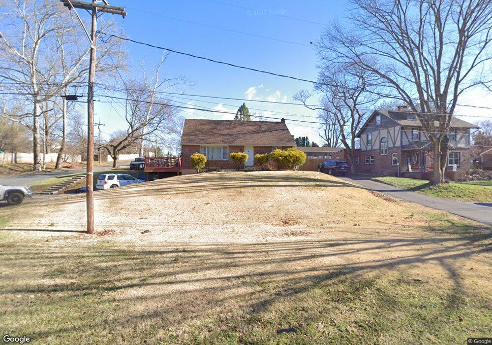 2211 River Rd, Reading, PA 19605 - photo 1