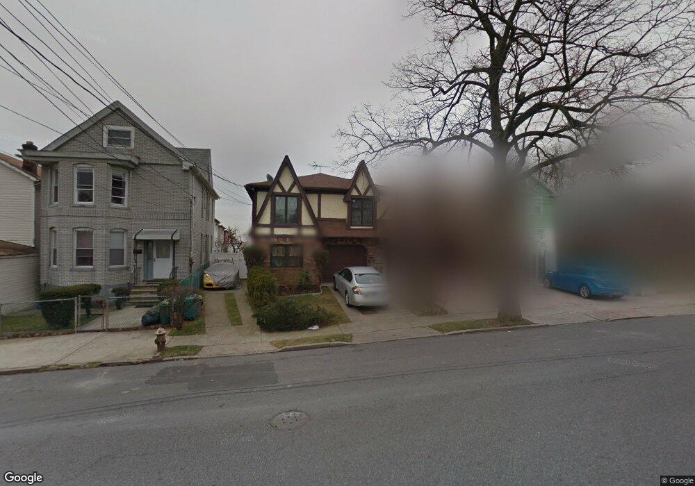 150 Cedar Ave, Staten Island, NY 10305 - photo 1