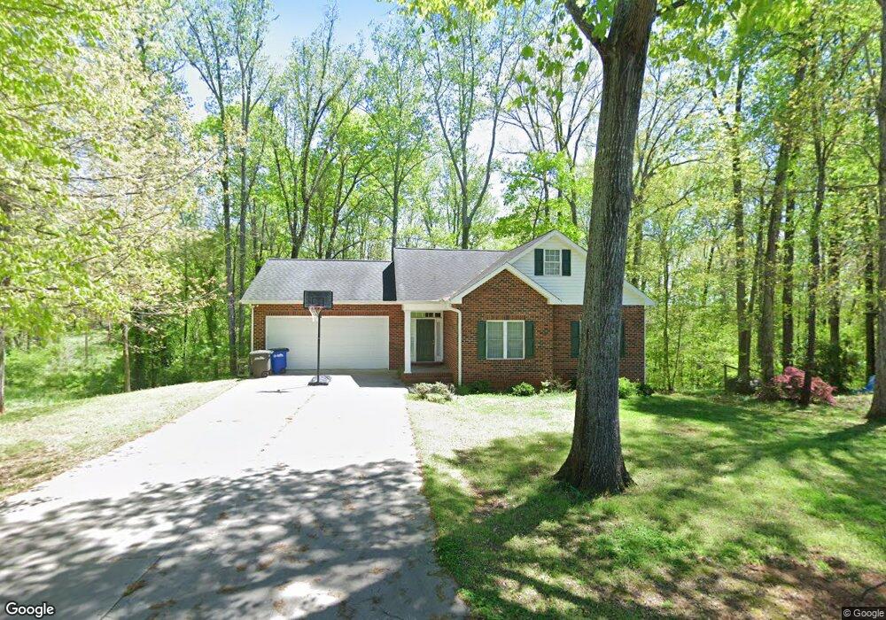 438 Florence Cir, Statesville, NC 28625 - photo 1