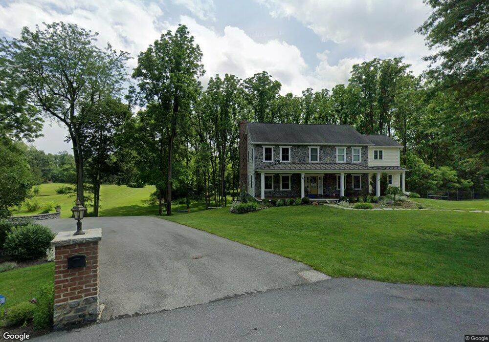 90 Tyler Dr, Chambersburg, PA 17201 - photo 1