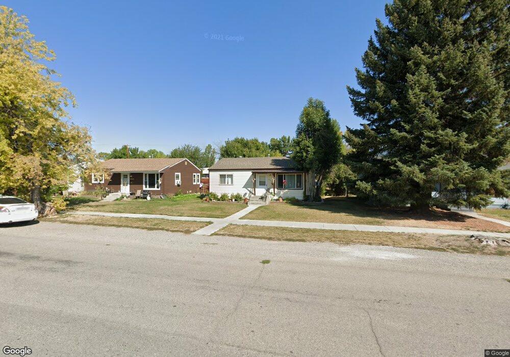 520 E 4th Ave N, Columbus, MT 59019 - photo 1