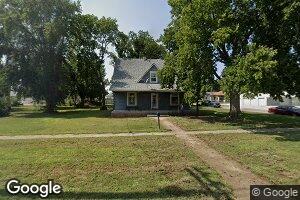 441 N Cedar St, Red Cloud, NE 68970