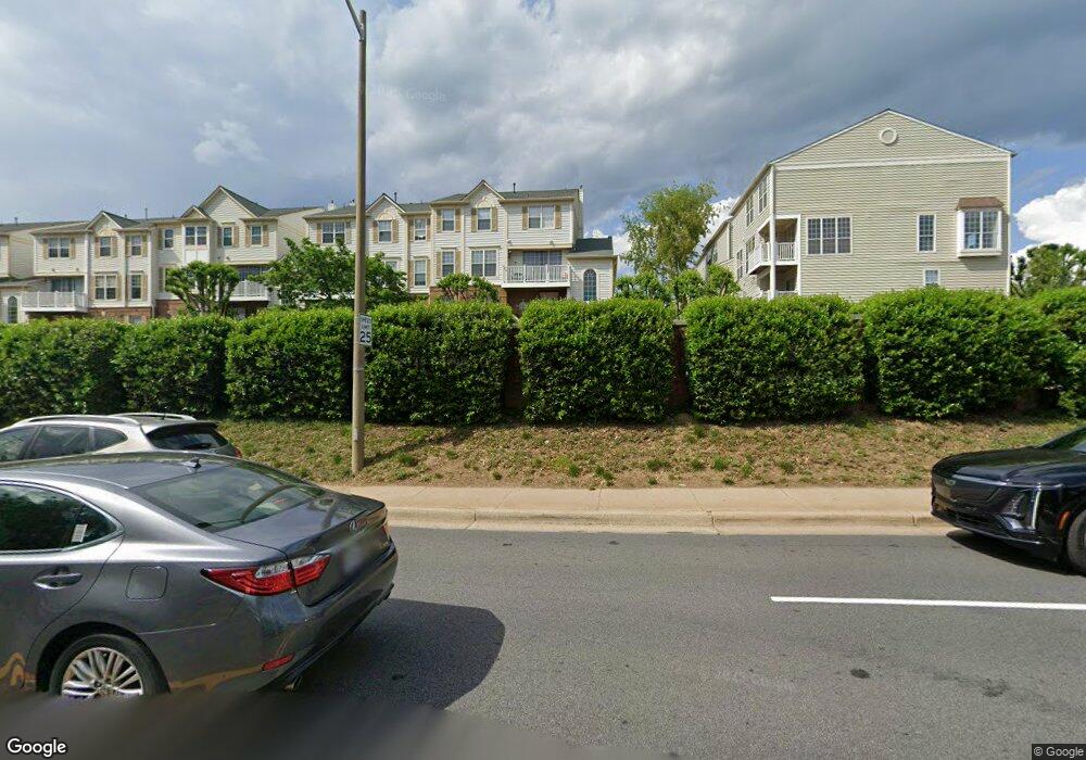 1715 Braddock Place unit 302, Alexandria, VA 22302 - photo 1