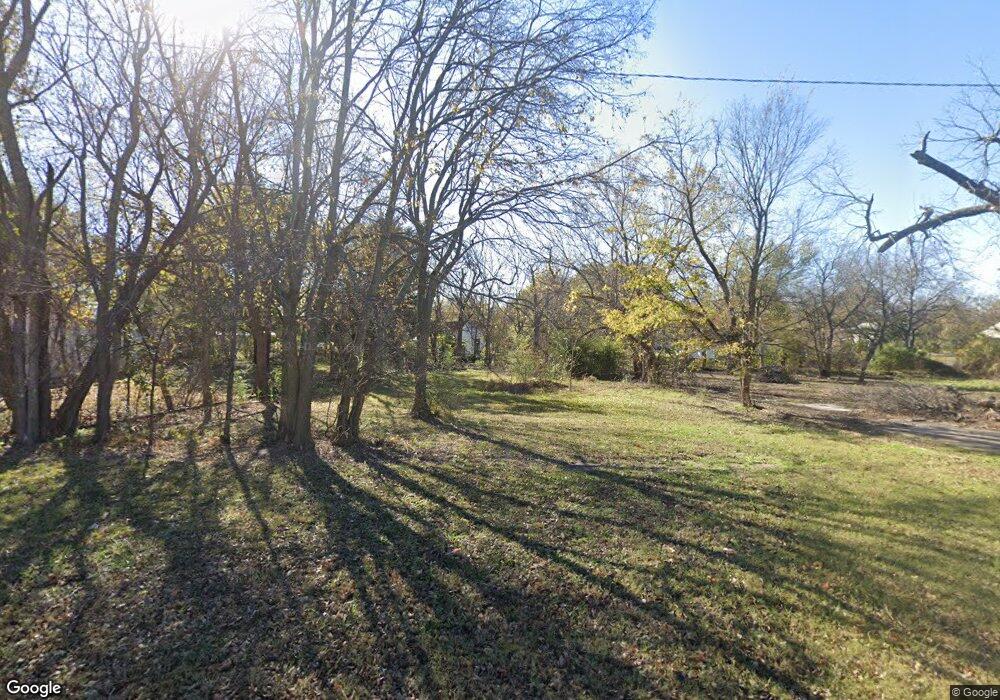 526 W Adams Ave, McAlester, OK 74501 - photo 1