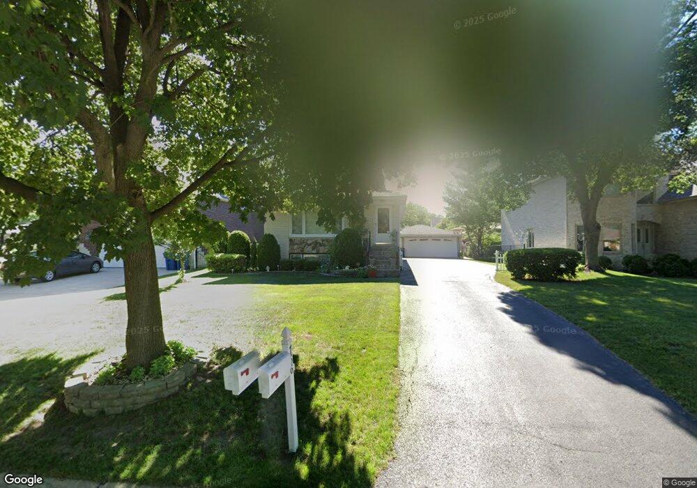 766 N Emroy Ave, Elmhurst, IL 60126 - photo 1