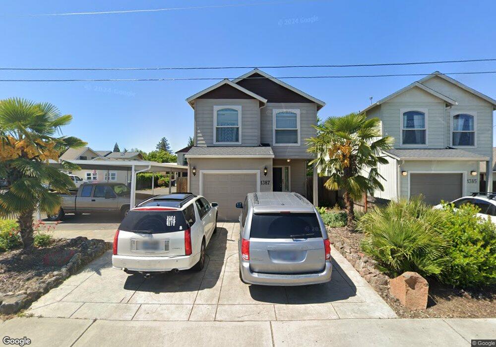 1377 Circlewood Dr, Central Point, OR 97502 - photo 1