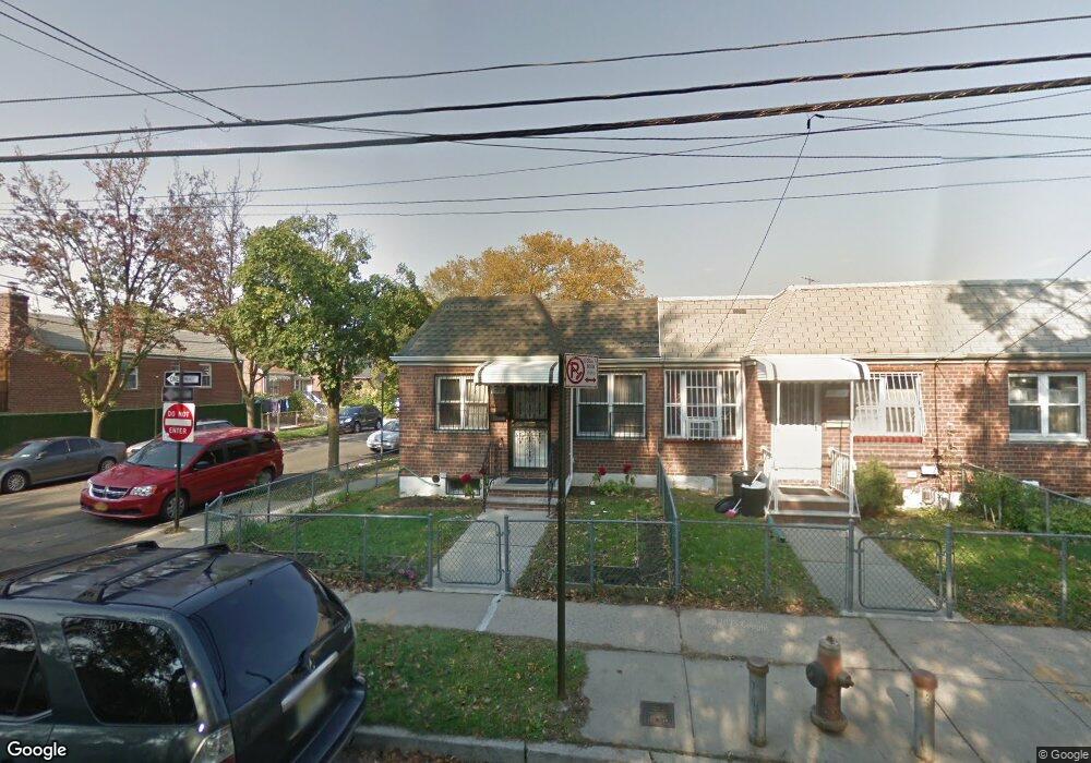 15701 65th Ave, Flushing, NY 11367 - photo 1