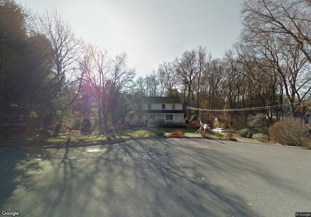 5 Ivanhoe Ln, Westport, CT 06880 - photo 1