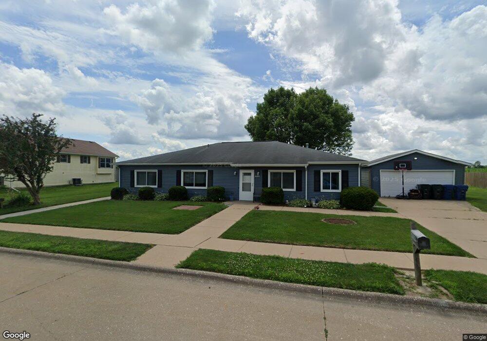 4109 White Pines Dr, Davenport, IA 52804 - photo 1