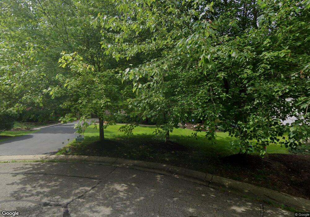 3493 Twin Oaks Ct, West Bloomfield, MI 48324 - photo 1