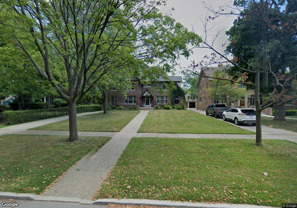 1332 Balfour St, Grosse Pointe Park, MI 48230 - photo 1