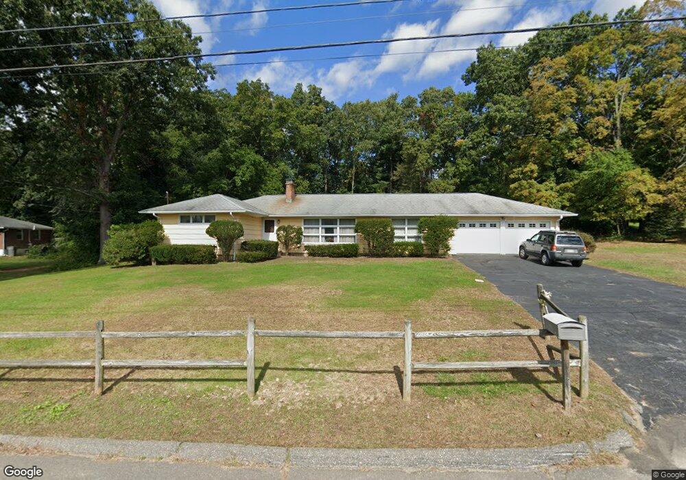 136 Forest St, Naugatuck, CT 06770 - photo 1