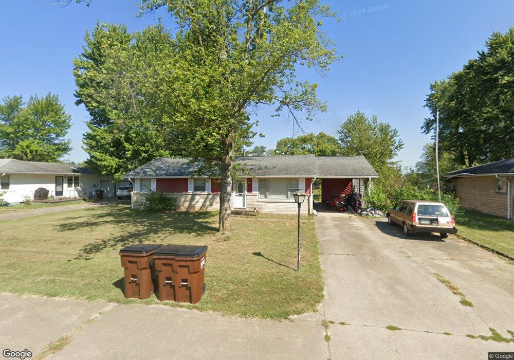 524 Daugherty St, Columbus, IN 47201 - photo 1