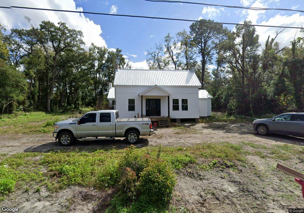 605 NE Central Ave, Blackshear, GA 31516 - photo 1