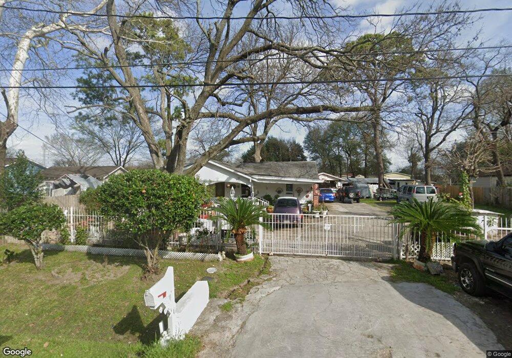 3305 King St, Houston, TX 77026 - photo 1