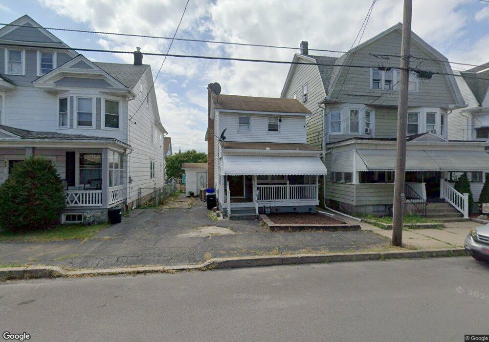 612 Lincoln St, Hazleton, PA 18201 - photo 1