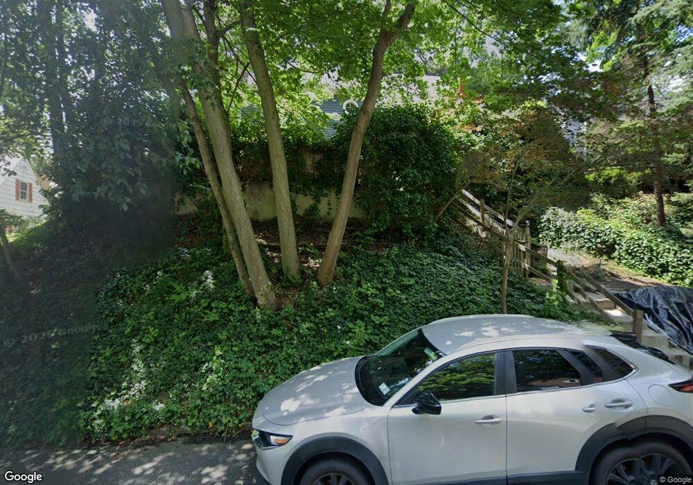 41 Amherst Rd, Port Washington, NY 11050 - photo 1