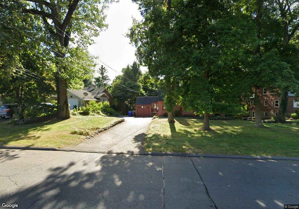 863 Ridge Rd, Wethersfield, CT 06109 - photo 1