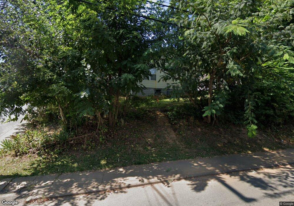 529 7 1/2 St SW, Charlottesville, VA 22903 - photo 1