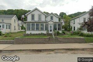 241 N Front St, Lansing, IA 52151